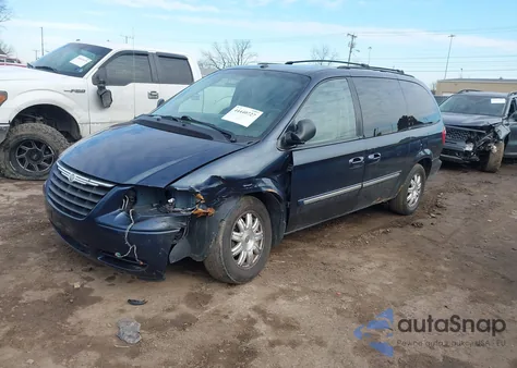 2007 Chrysler Town & Country Touring from USA, damaged, VIN 2A8GP54L67R360801